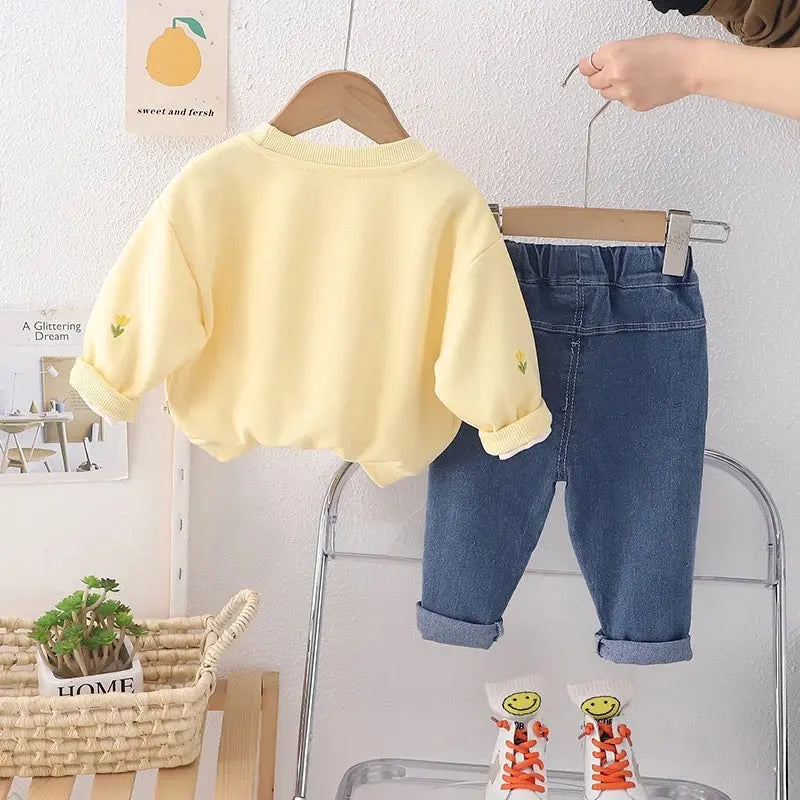 Girls Flower Motif Yellow Sweatshirt And Jeans 2 Pcs Set