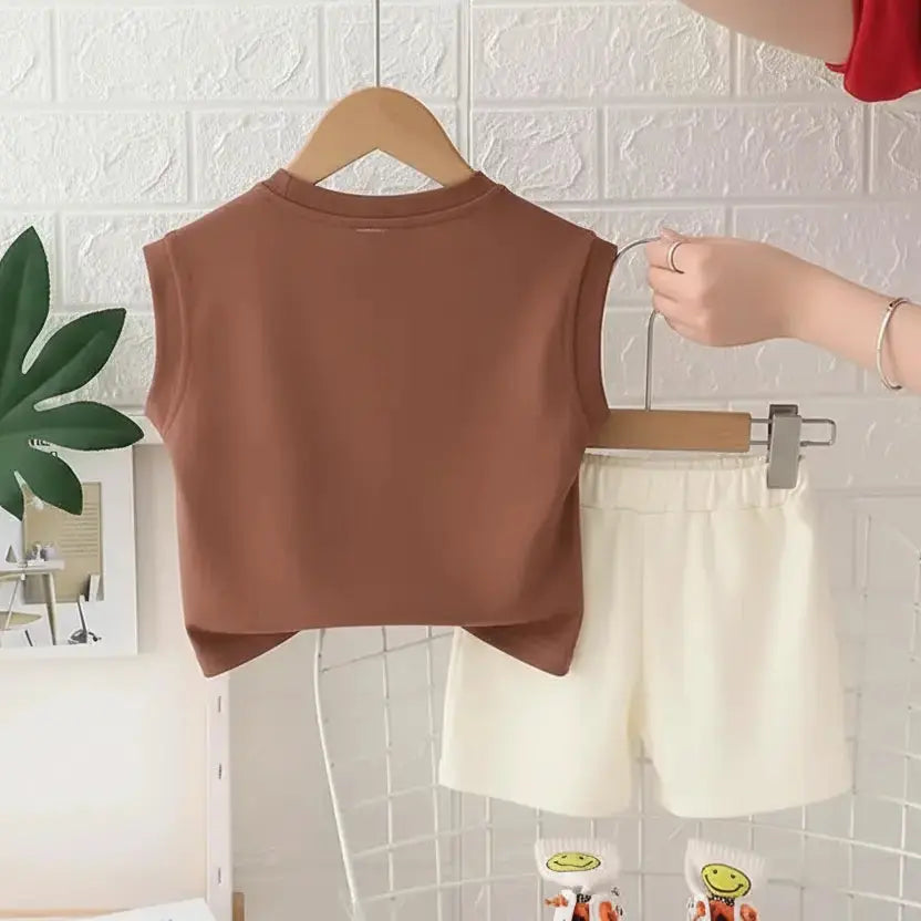 Boys Graphic Printed Brown T-Shirt And Shorts